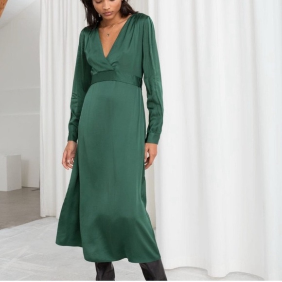 Lovely green viscose long sleeved dress - Picture 1 of 5